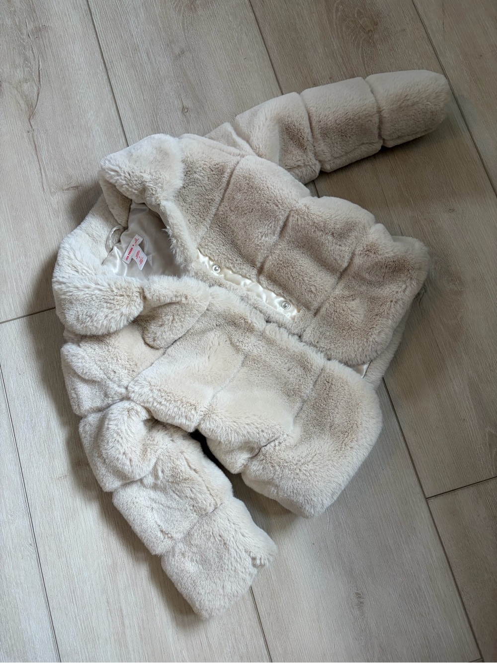 Jillian Harris x Joe Fresh Cream Faux Fur  Jacket